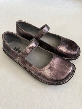 Alegria by PG Lite | Belle Iron Lady Metallic Leather Mary Jane (EU 39/US 9-9.5)